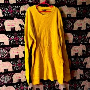 Men’s yellow sunshine top